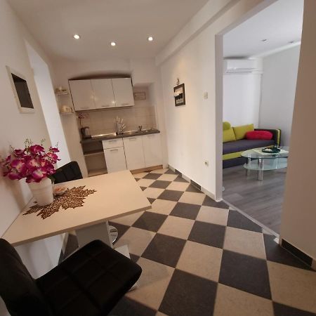 Apartments Lilly Rijeka Bagian luar foto