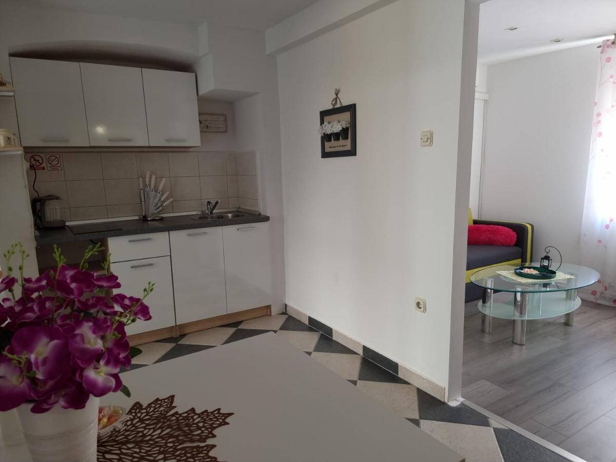 Apartments Lilly Rijeka Bagian luar foto