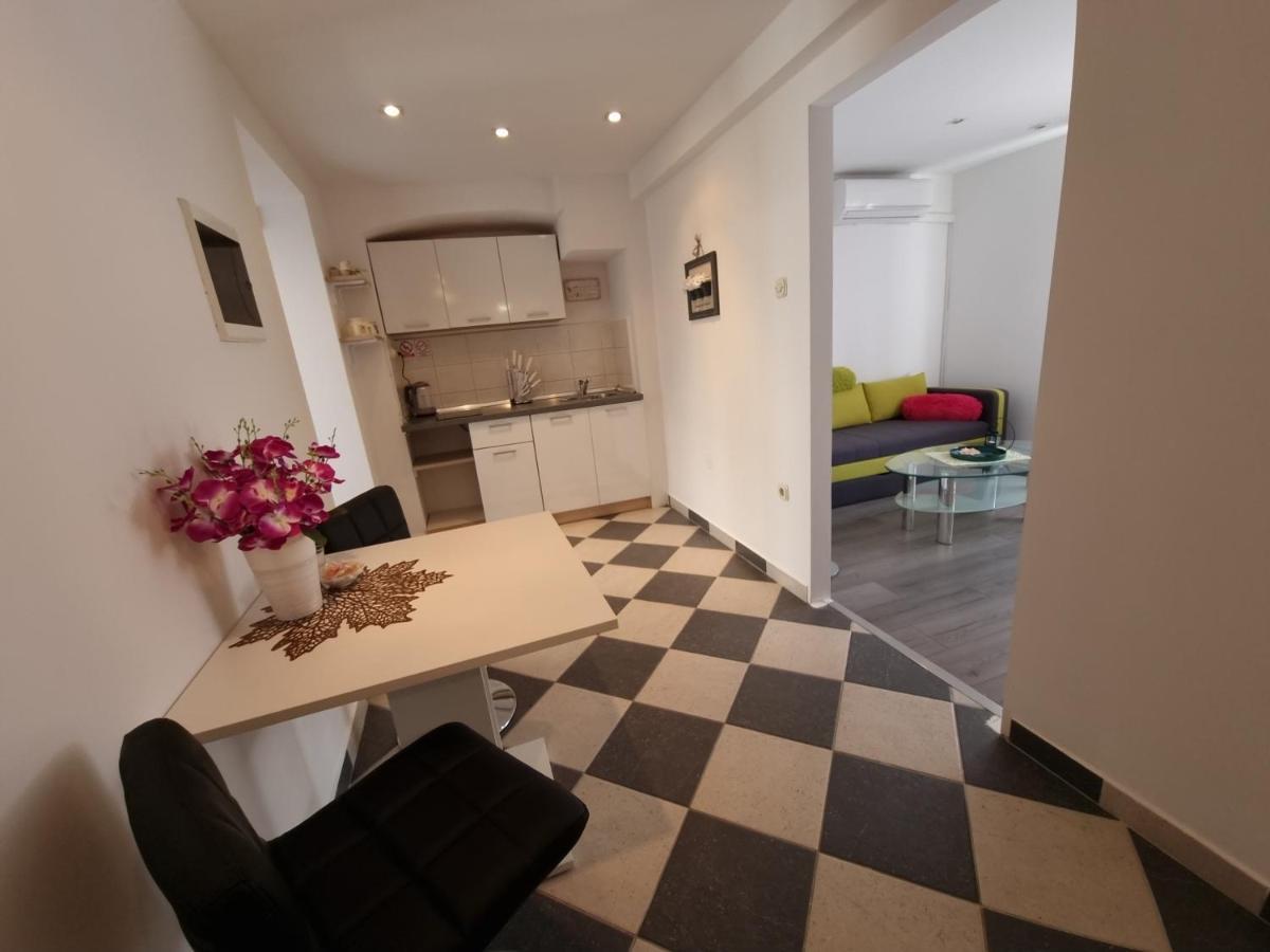 Apartments Lilly Rijeka Bagian luar foto