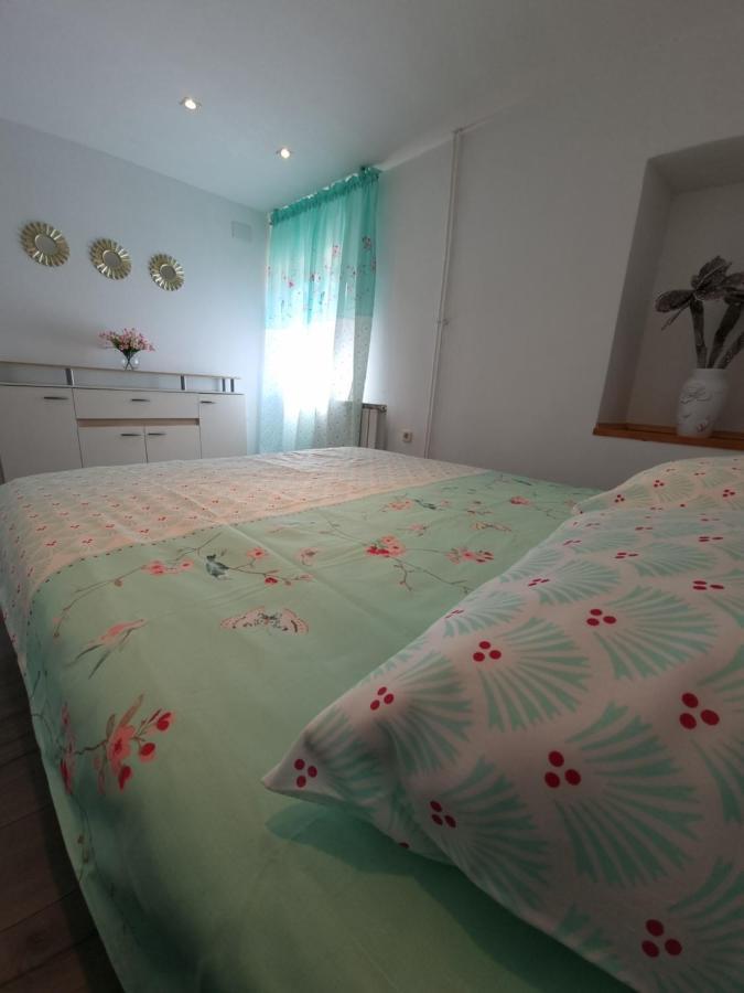 Apartments Lilly Rijeka Bagian luar foto