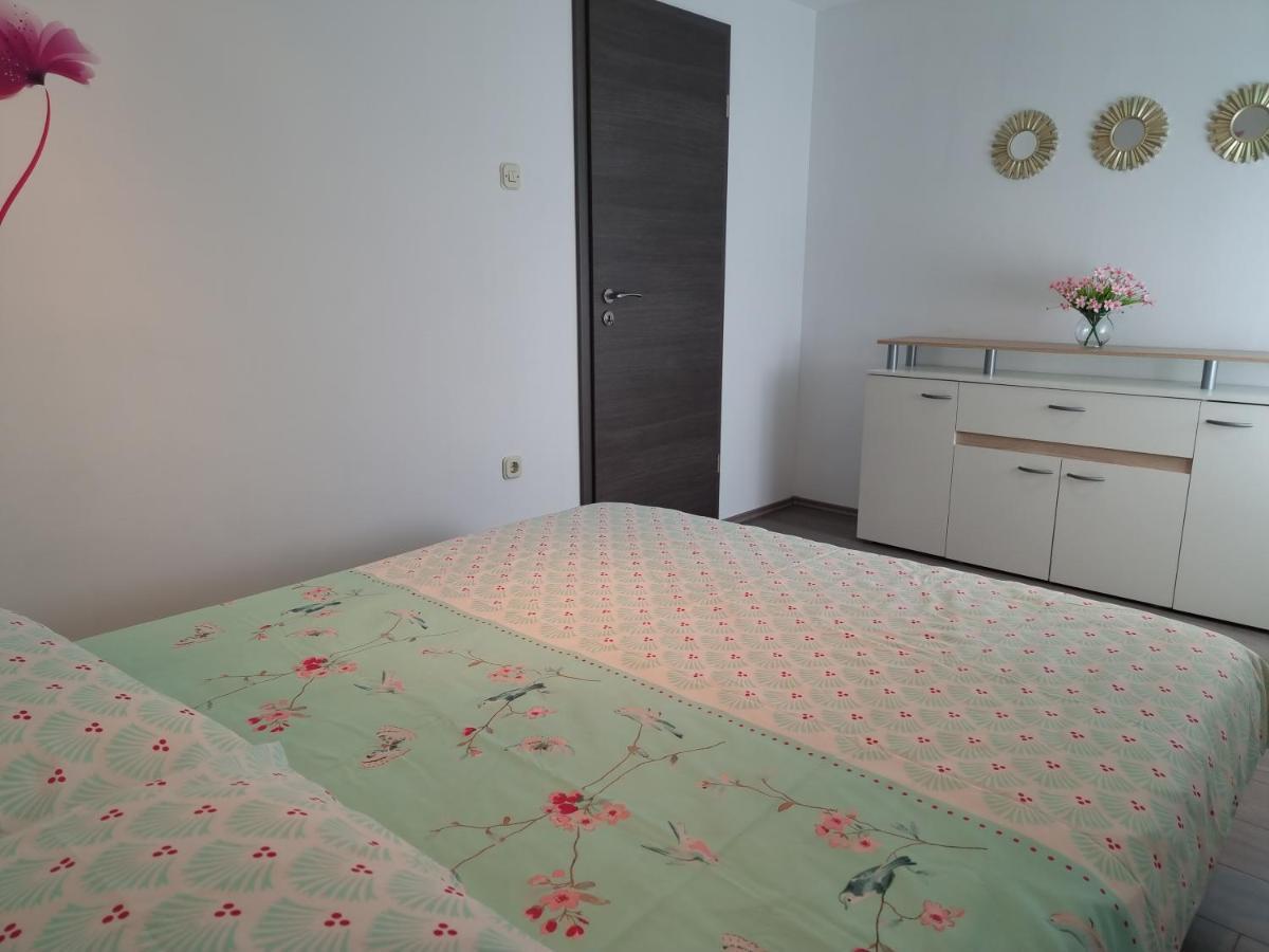 Apartments Lilly Rijeka Bagian luar foto